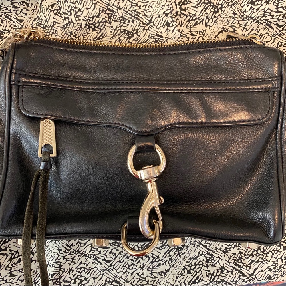 Mini MAC Crossbody